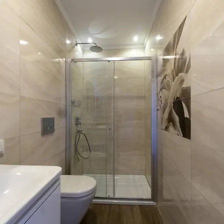 Villa 3 Bedroom With Great View Close To Marina 2 *