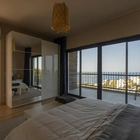 3 Bedroom With Great View Close To Marina 2