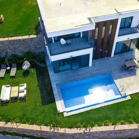 3 Bedroom With Great View Close To Marina 2 *